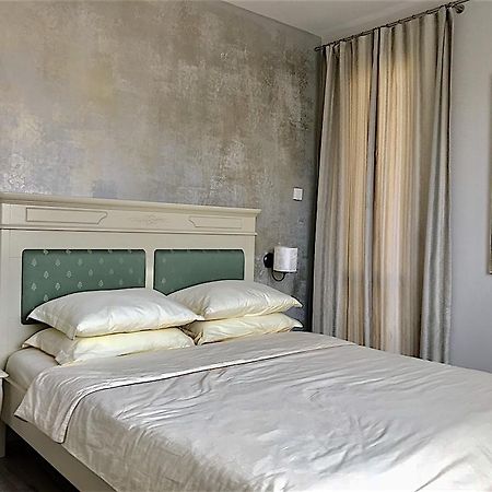 Penthouse Tsarevets Apartment Велико Търново Екстериор снимка